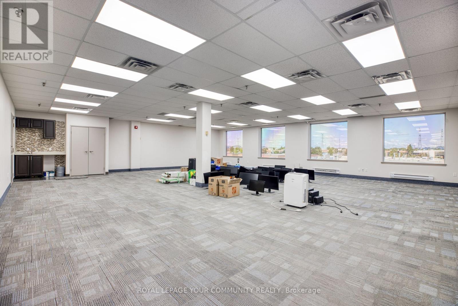 












306 - 2750 14TH AVENUE

,
Markham,




Ontario
L3R0B6


