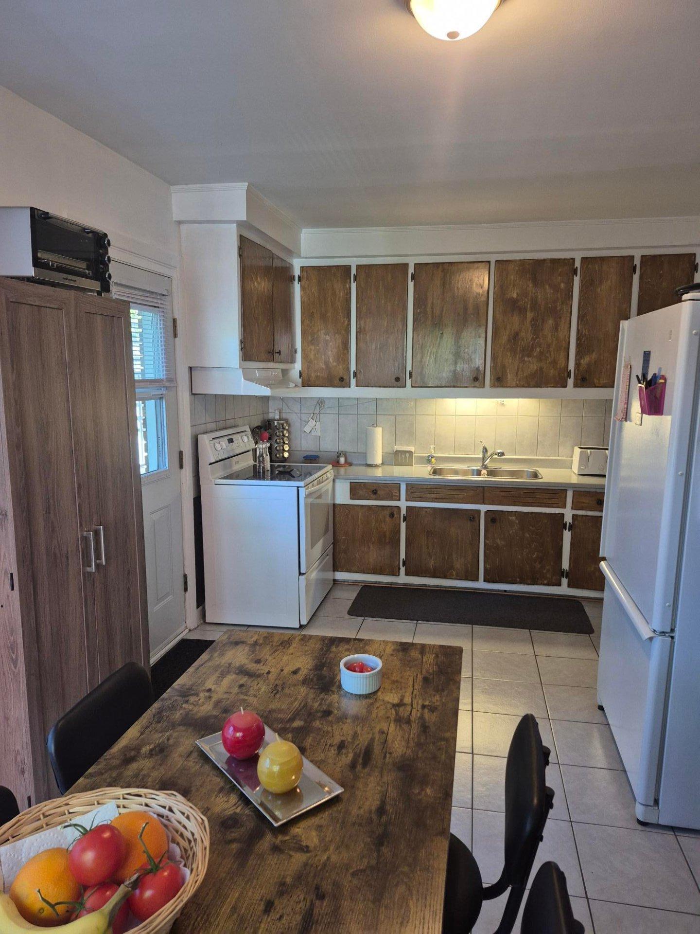 









147

 - 153


Rue St-Joseph

,
L'Assomption,




QC
J5W3B7


