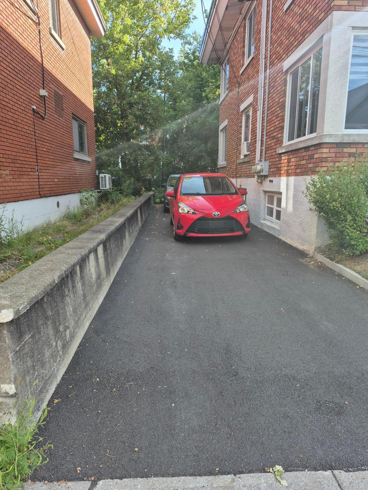 









147

 - 153


Rue St-Joseph

,
L'Assomption,




QC
J5W3B7

