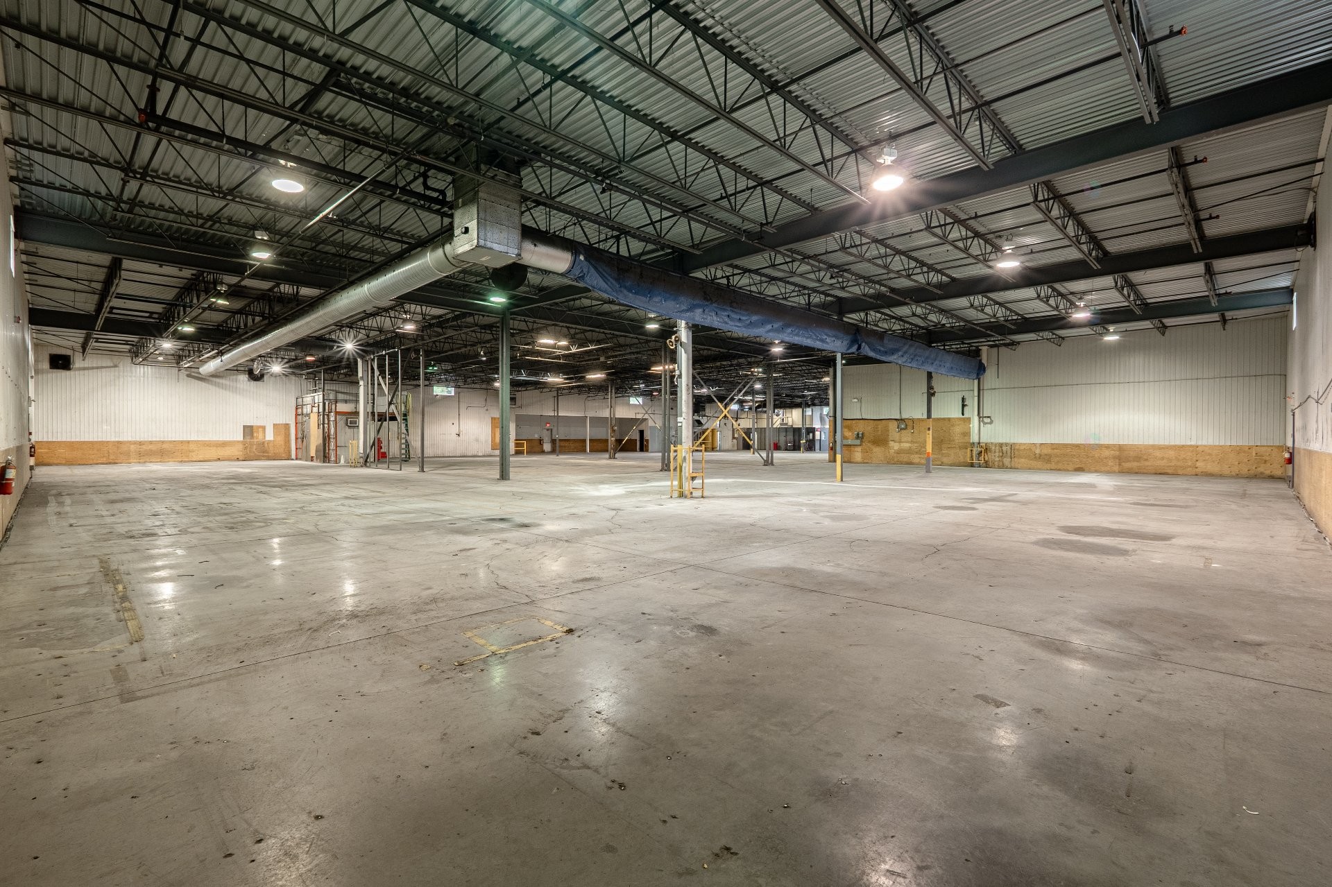 









60


Rue Sheard

,
Coaticook,




QC
J1A0B2

