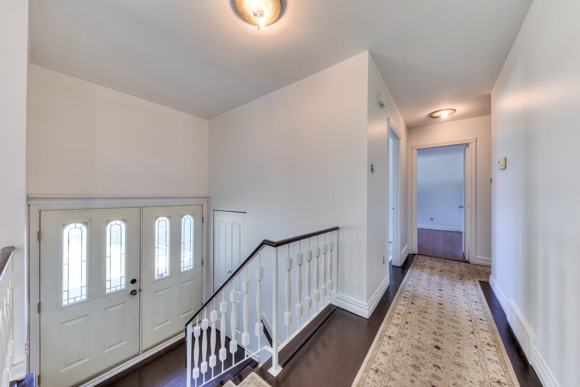 









200


Rue Beacon

,
Kirkland,




QC
H9J2G1

