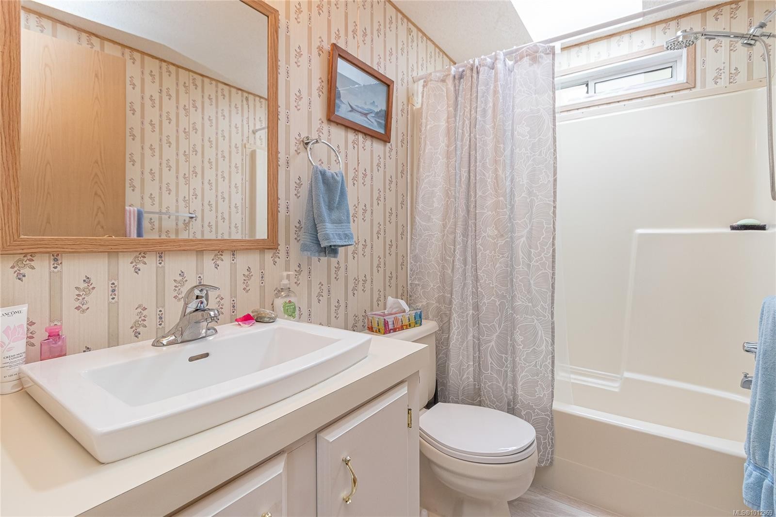 









1552


Terrien

Rd,
Nanoose Bay,




BC
V9P 9C3


