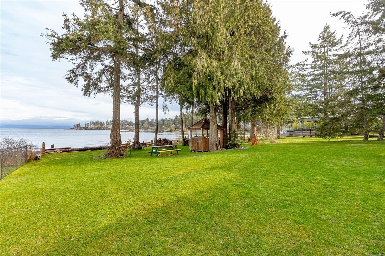 









1552


Terrien

Rd,
Nanoose Bay,




BC
V9P 9C3


