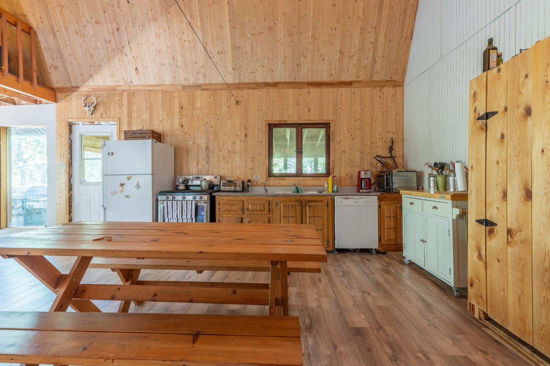 









80


Ch. Bordeleau

,
Saint-Michel-des-Saints,




QC
J0K3B0


