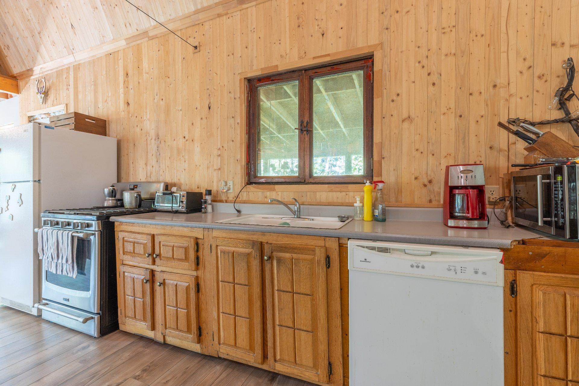 









80


Ch. Bordeleau

,
Saint-Michel-des-Saints,




QC
J0K3B0

