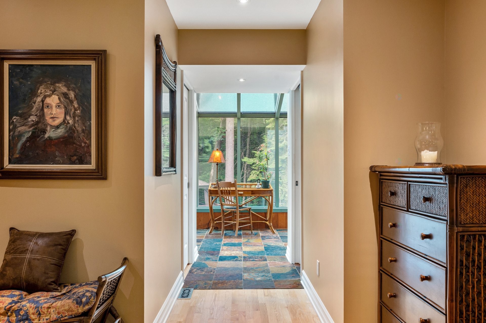 









1386


Rue des Peupliers

,
Mont-Saint-Hilaire,




QC
J3G2W3

