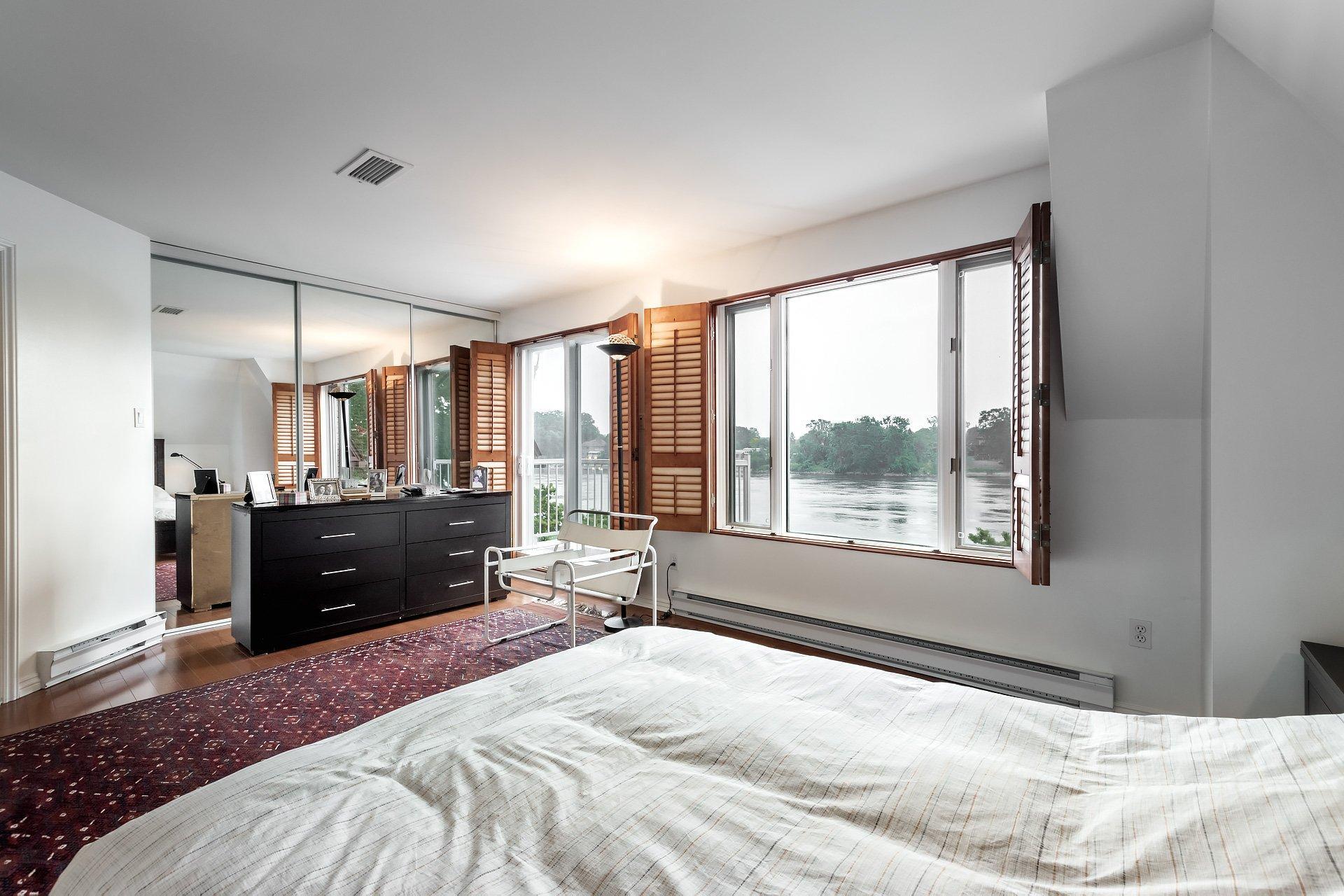 









1


Av. Sauriol

,
Laval (Laval-des-Rapides),




QC
H7N3A3

