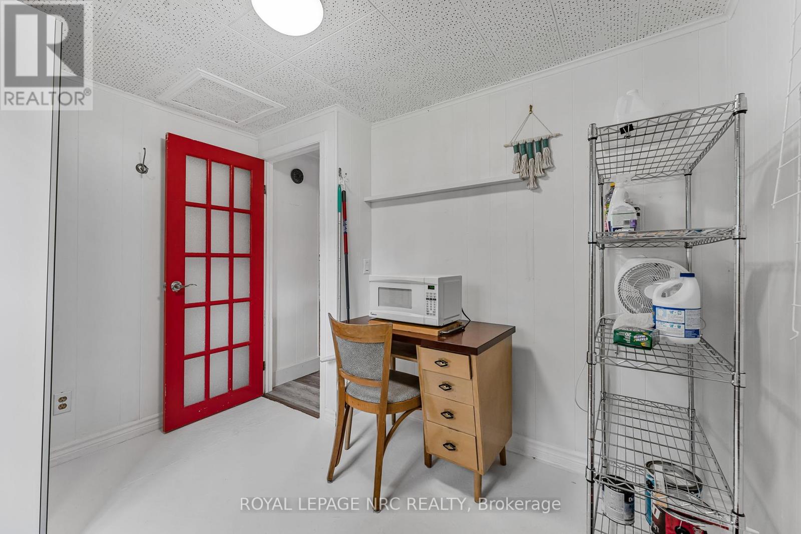 












3983 VICTORIA ROAD

,
Fort Erie (Crystal Beach),




Ontario
L0S1B0

