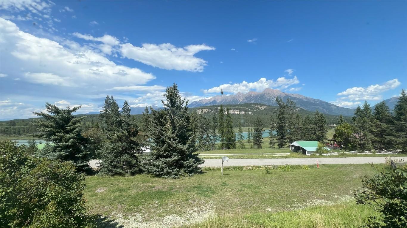 









8774


Colony

Road,
Wardner,




BC
V0B 2J0

