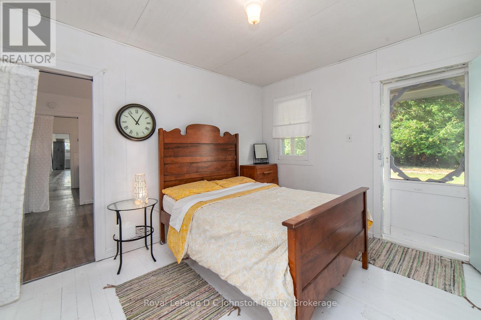 












105 5TH AVENUE S

,
Native Leased Lands,




Ontario
N0H2L0

