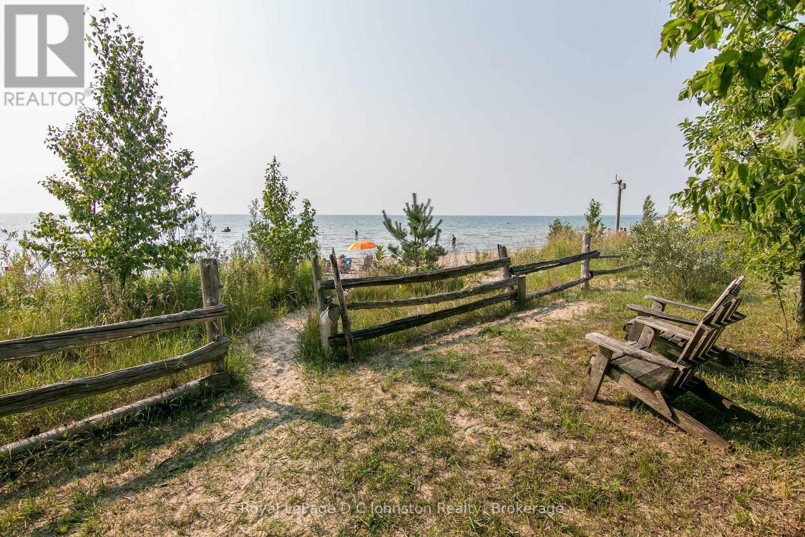 












105 5TH AVENUE S

,
Native Leased Lands,




Ontario
N0H2L0

