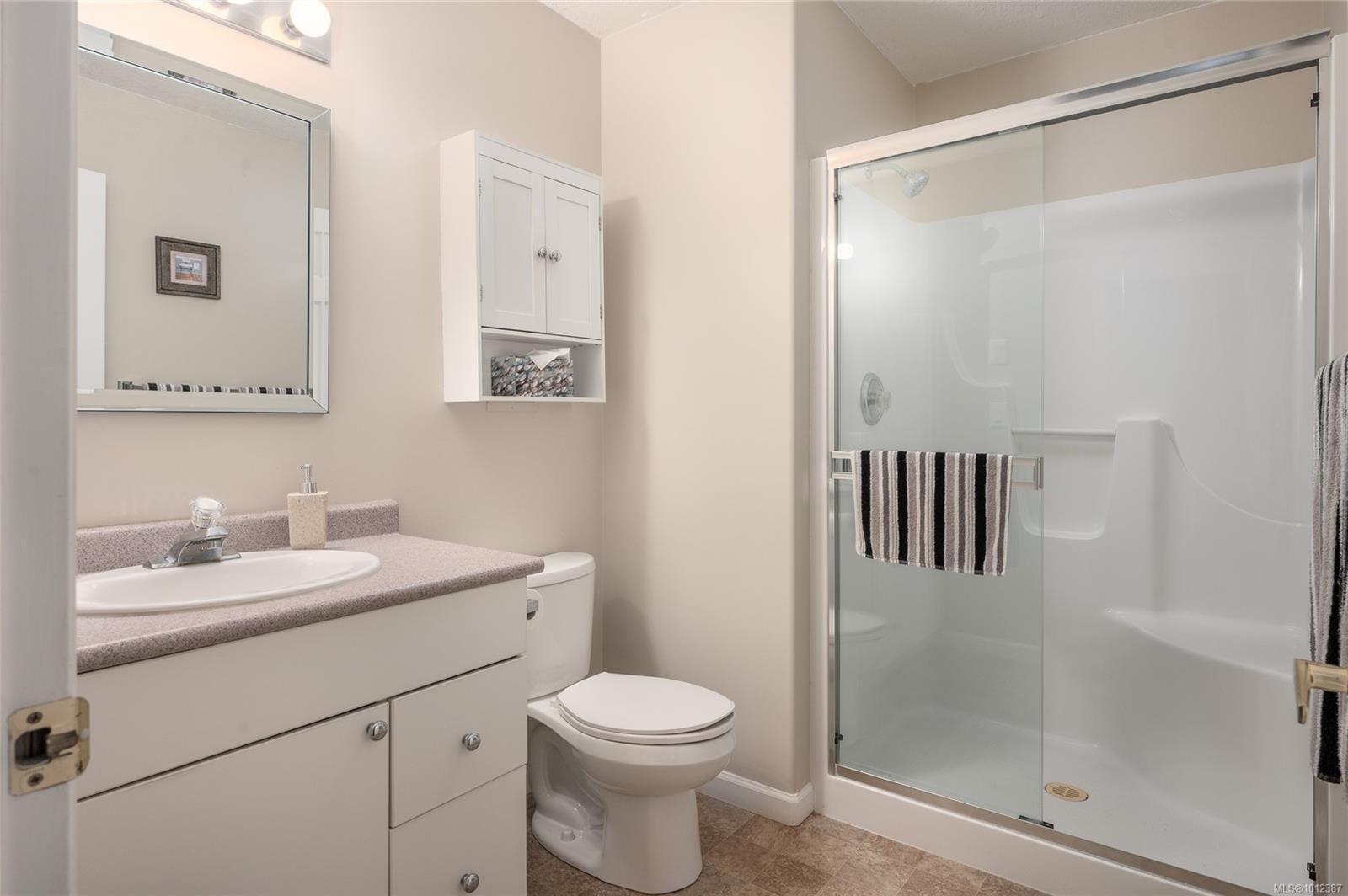 









6128


Bellflower

Way,
Nanaimo,




BC
V9T 6L2

