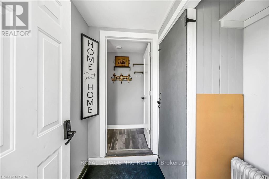 












33 DOVER STREET

,
Haldimand,




Ontario
N1A2W6

