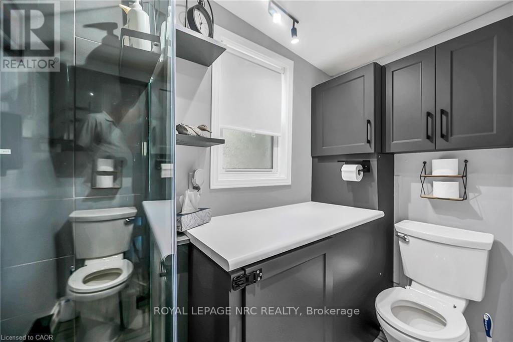 












33 DOVER STREET

,
Haldimand,




Ontario
N1A2W6

