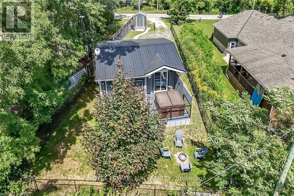 












33 DOVER STREET

,
Haldimand,




Ontario
N1A2W6

