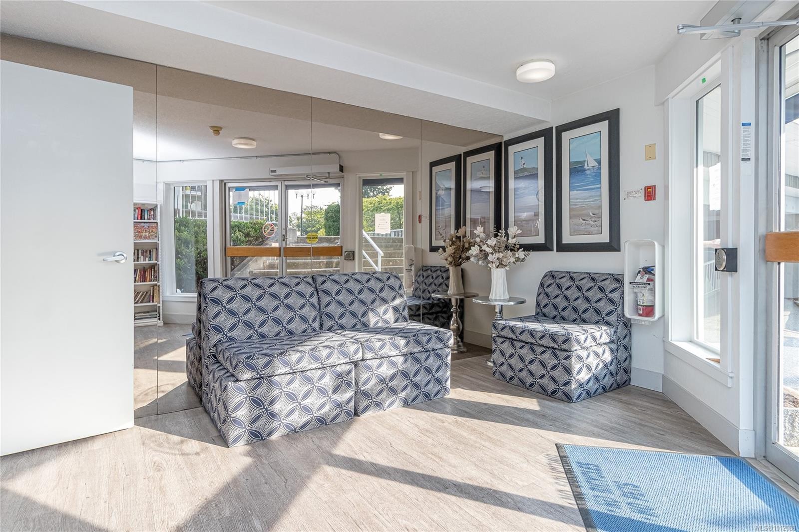 









2560


Departure Bay

Rd, 602,
Nanaimo,




BC
V9S 5P1

