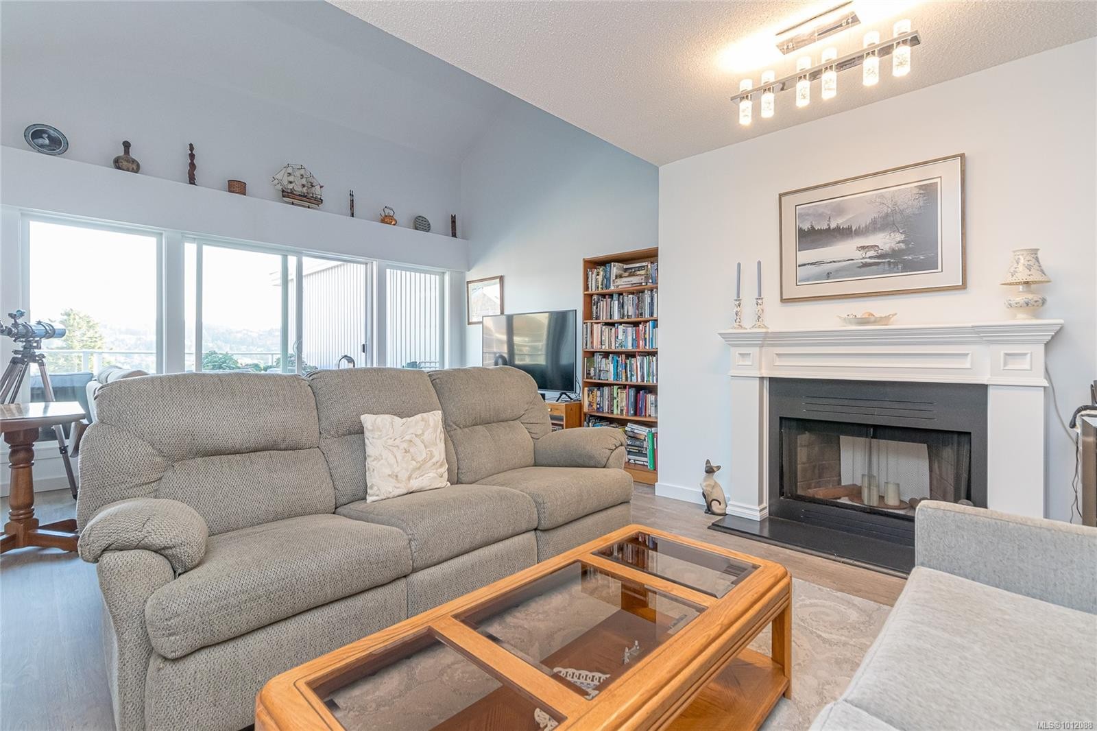 









2560


Departure Bay

Rd, 602,
Nanaimo,




BC
V9S 5P1

