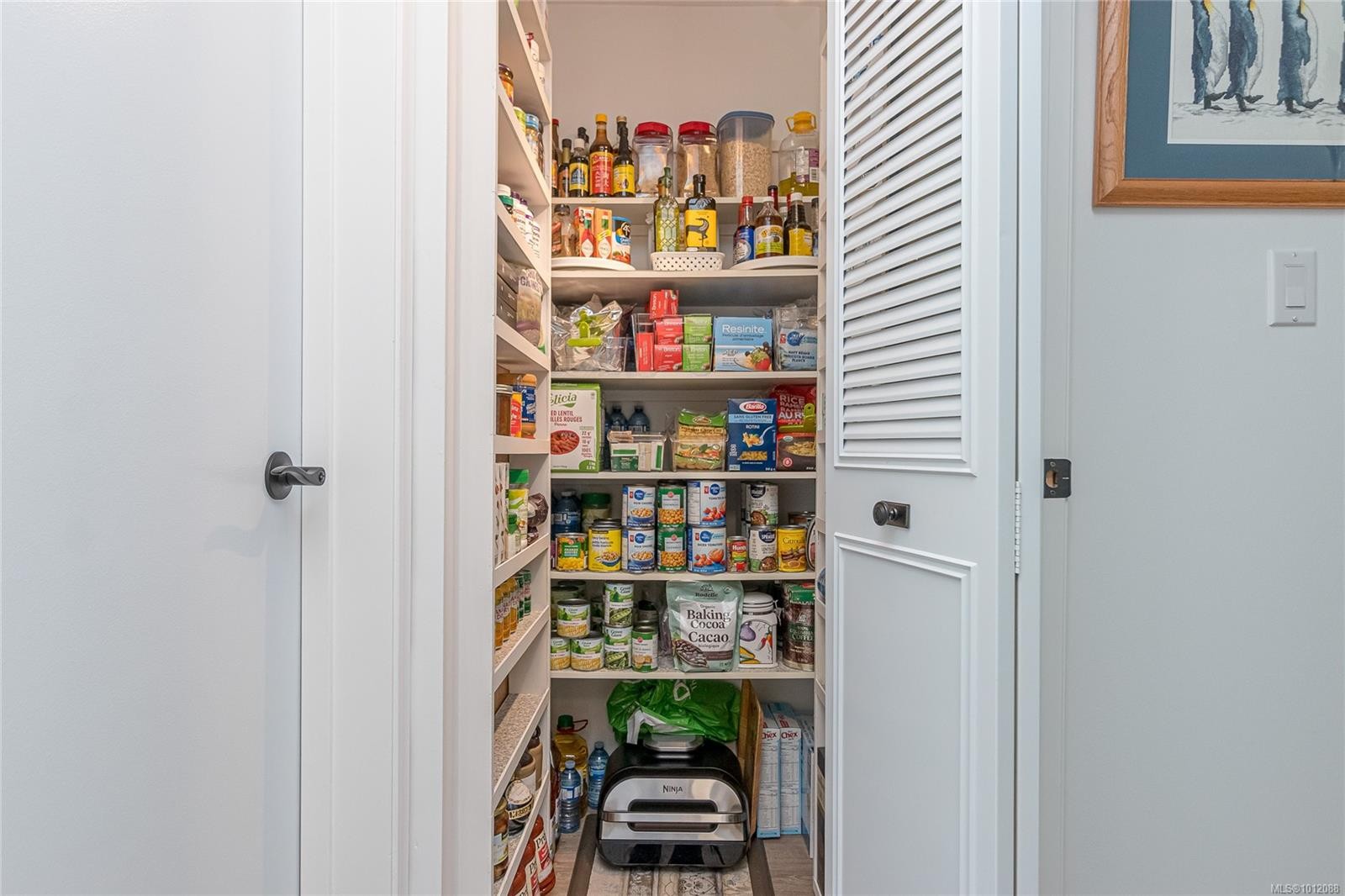 









2560


Departure Bay

Rd, 602,
Nanaimo,




BC
V9S 5P1

