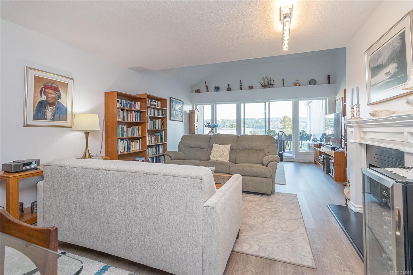 









2560


Departure Bay

Rd, 602,
Nanaimo,




BC
V9S 5P1


