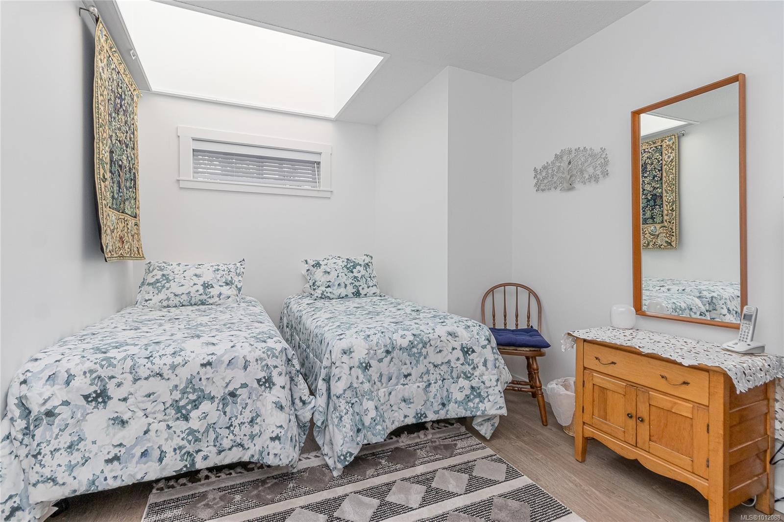 









2560


Departure Bay

Rd, 602,
Nanaimo,




BC
V9S 5P1

