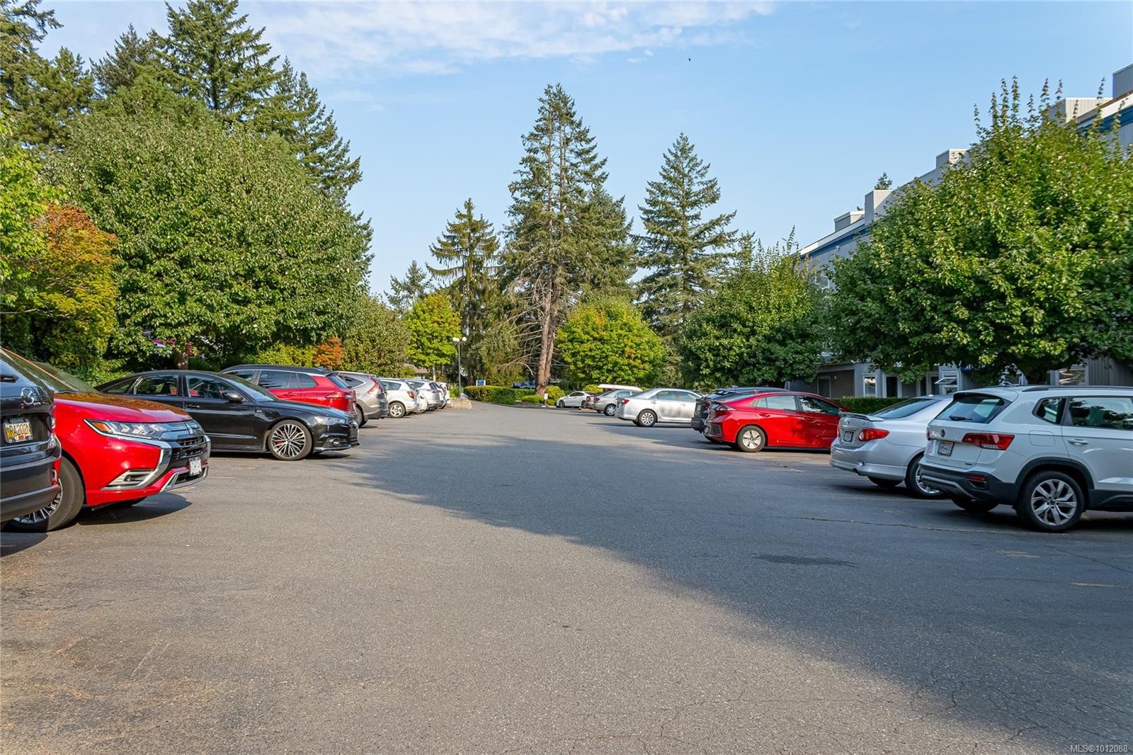 









2560


Departure Bay

Rd, 602,
Nanaimo,




BC
V9S 5P1

