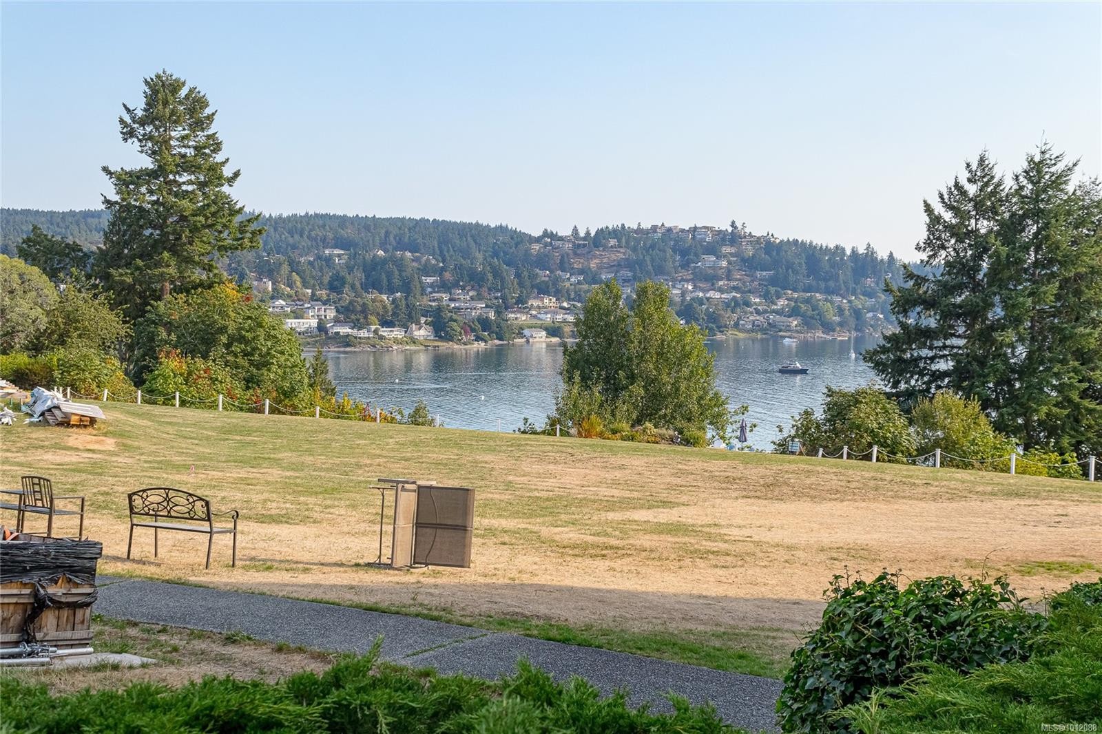 









2560


Departure Bay

Rd, 602,
Nanaimo,




BC
V9S 5P1


