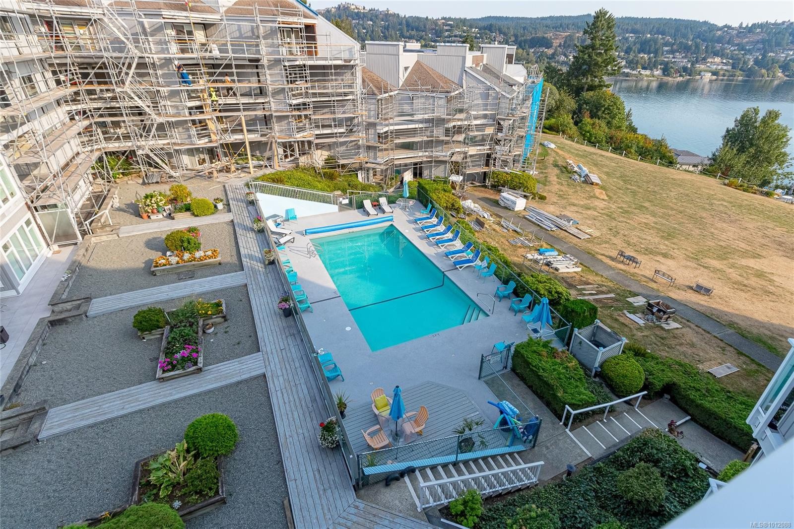 









2560


Departure Bay

Rd, 602,
Nanaimo,




BC
V9S 5P1

