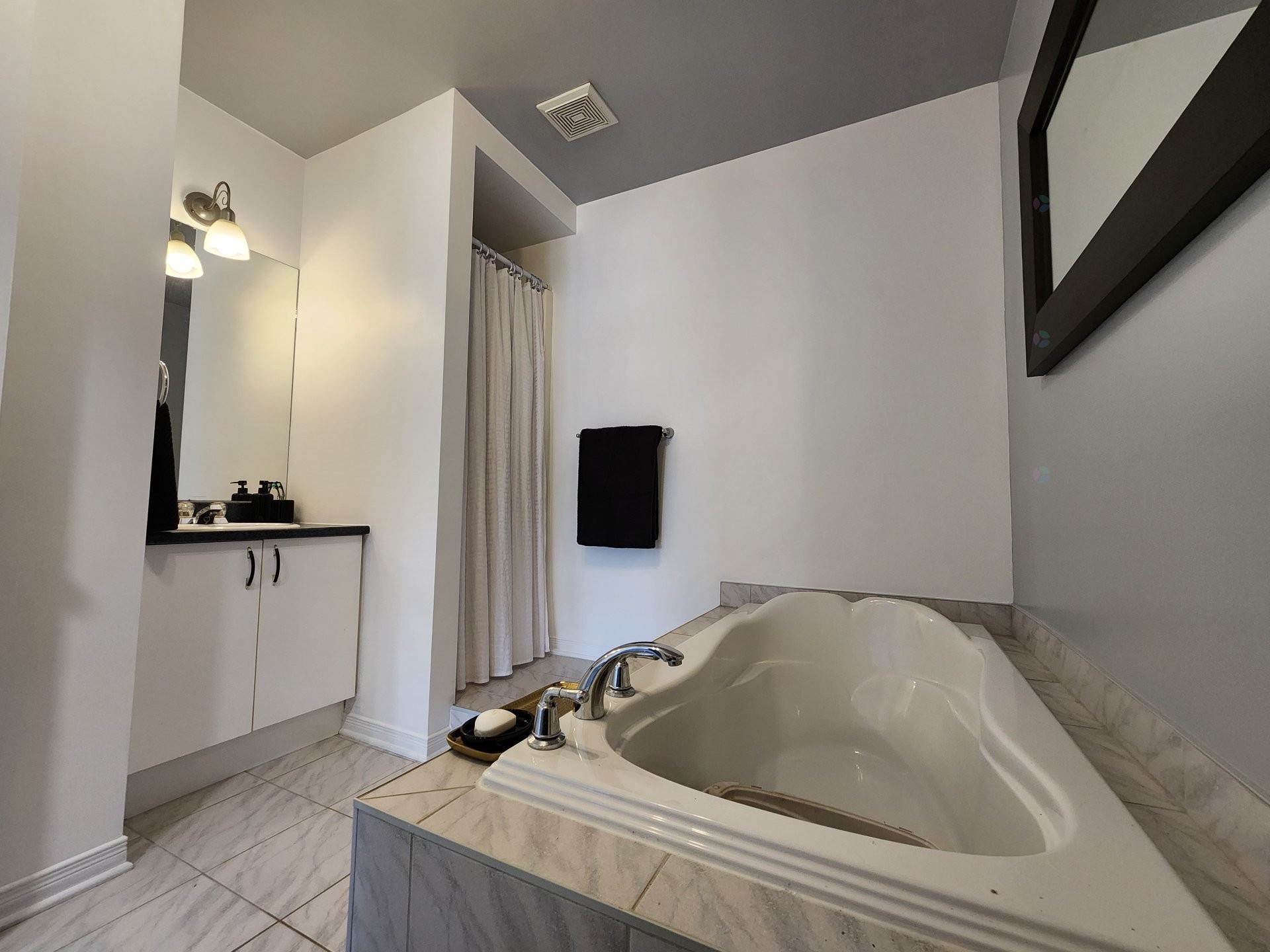 









28


Rue Vézina

,
Saint-Philippe,




QC
J0L2K0

