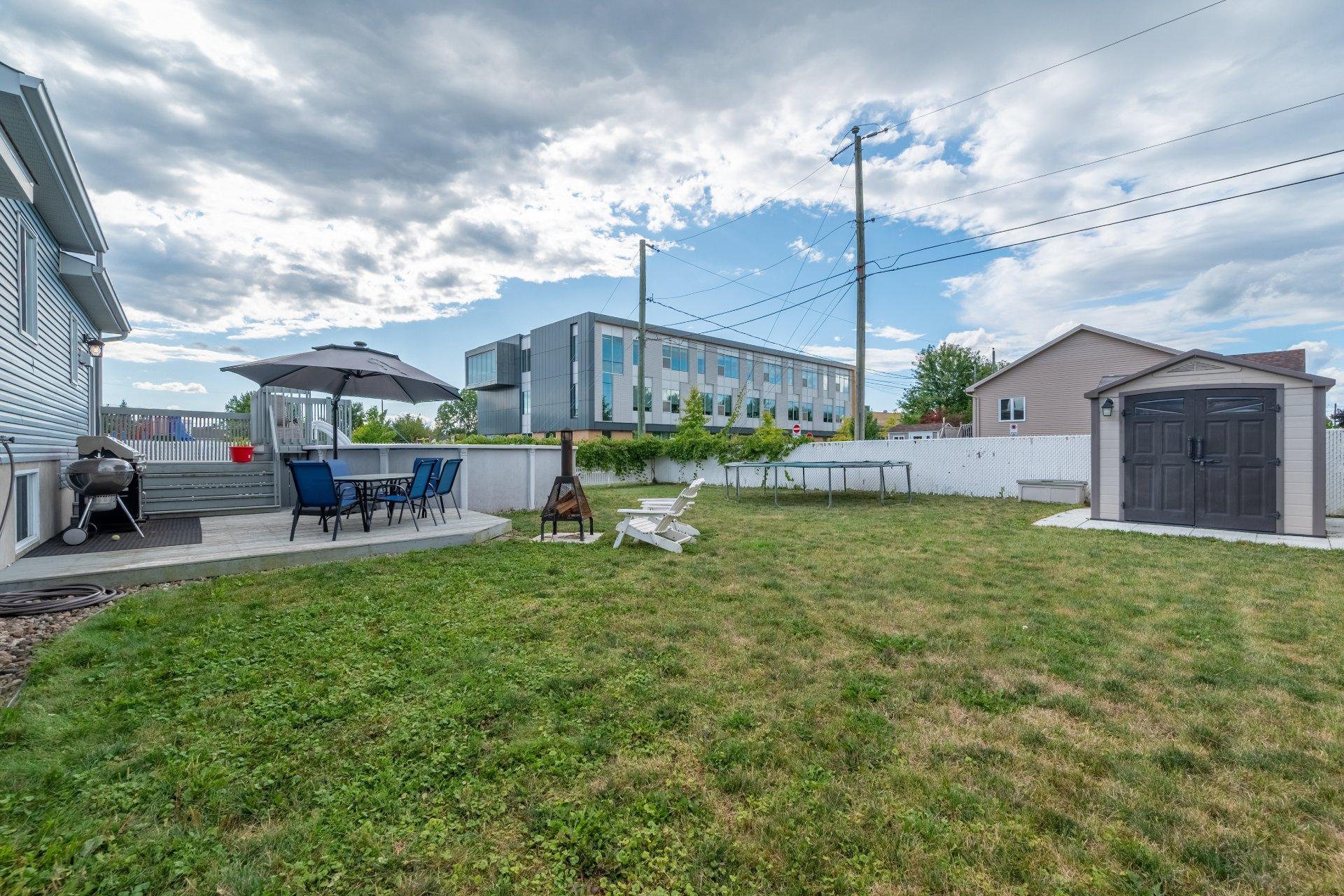 









28


Rue Vézina

,
Saint-Philippe,




QC
J0L2K0

