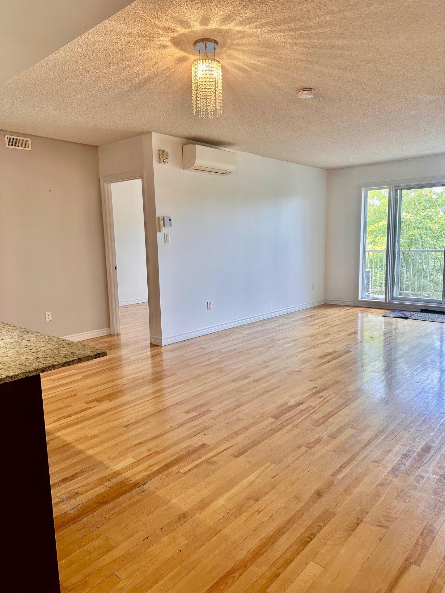 









10200


Boul. de l'Acadie

, 202,
Montréal (Ahuntsic-Cartierville),




QC
H4N0C1

