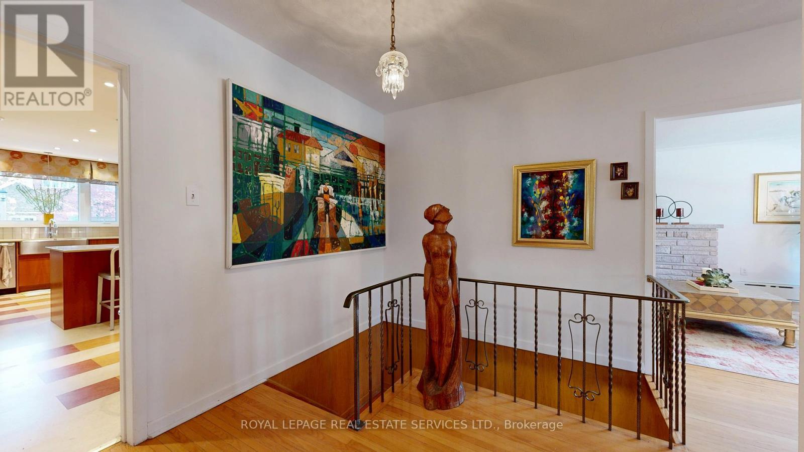 












15 COSMO ROAD

,
Toronto,




Ontario
M8X1Z3

