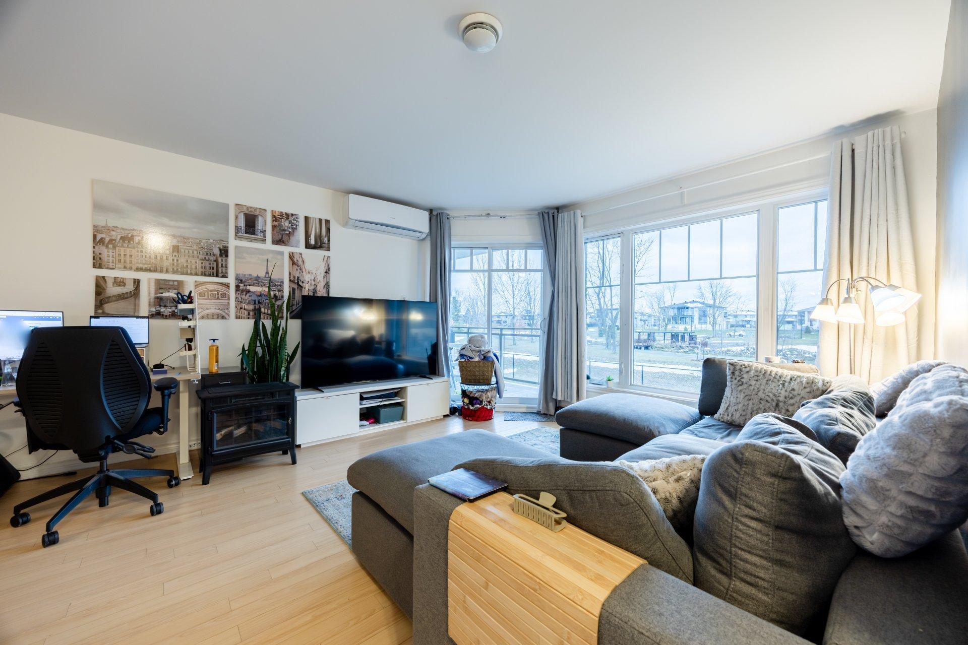 









5625


Rue Condor

, 2,
Brossard,




QC
J4Z0A4

