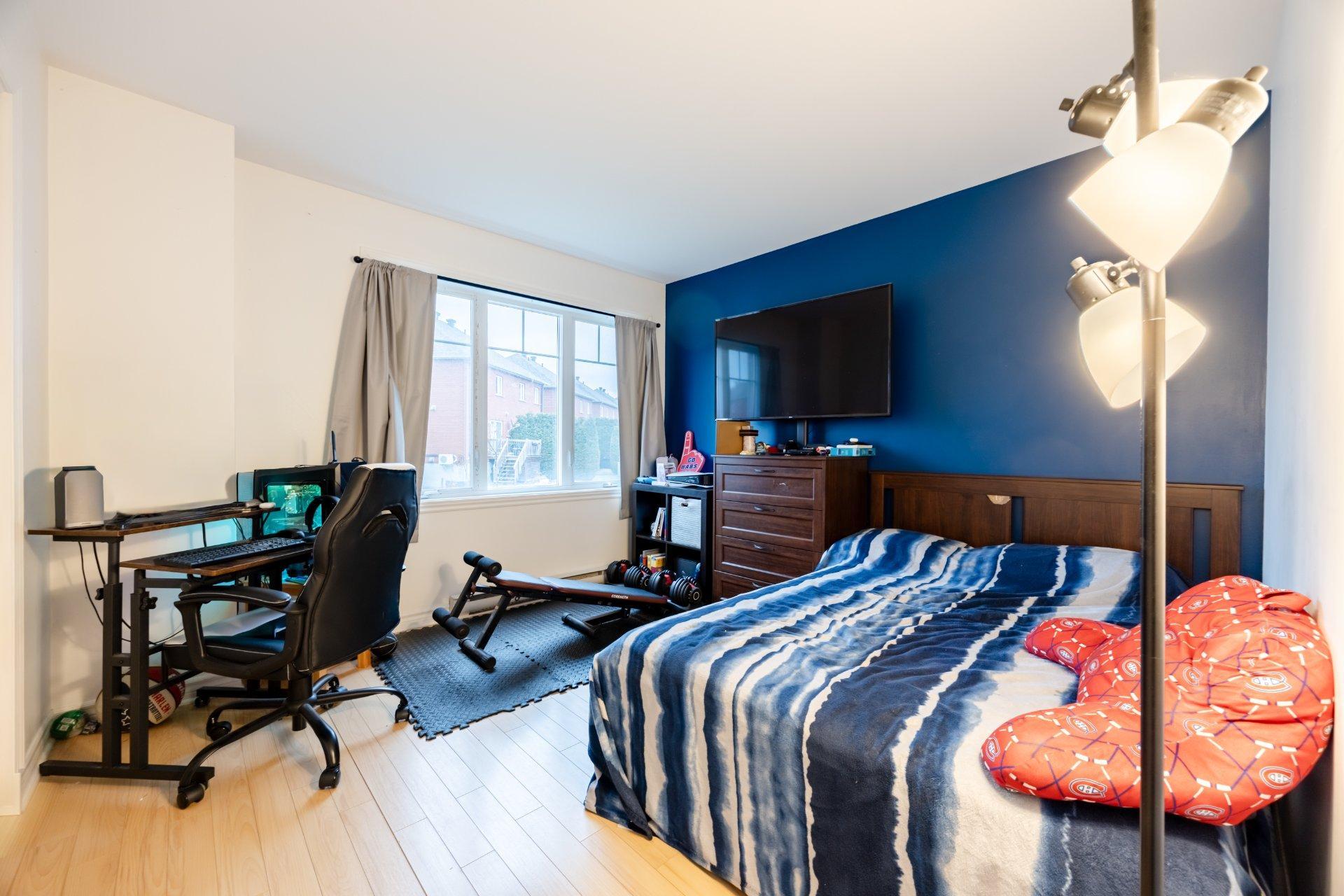 









5625


Rue Condor

, 2,
Brossard,




QC
J4Z0A4

