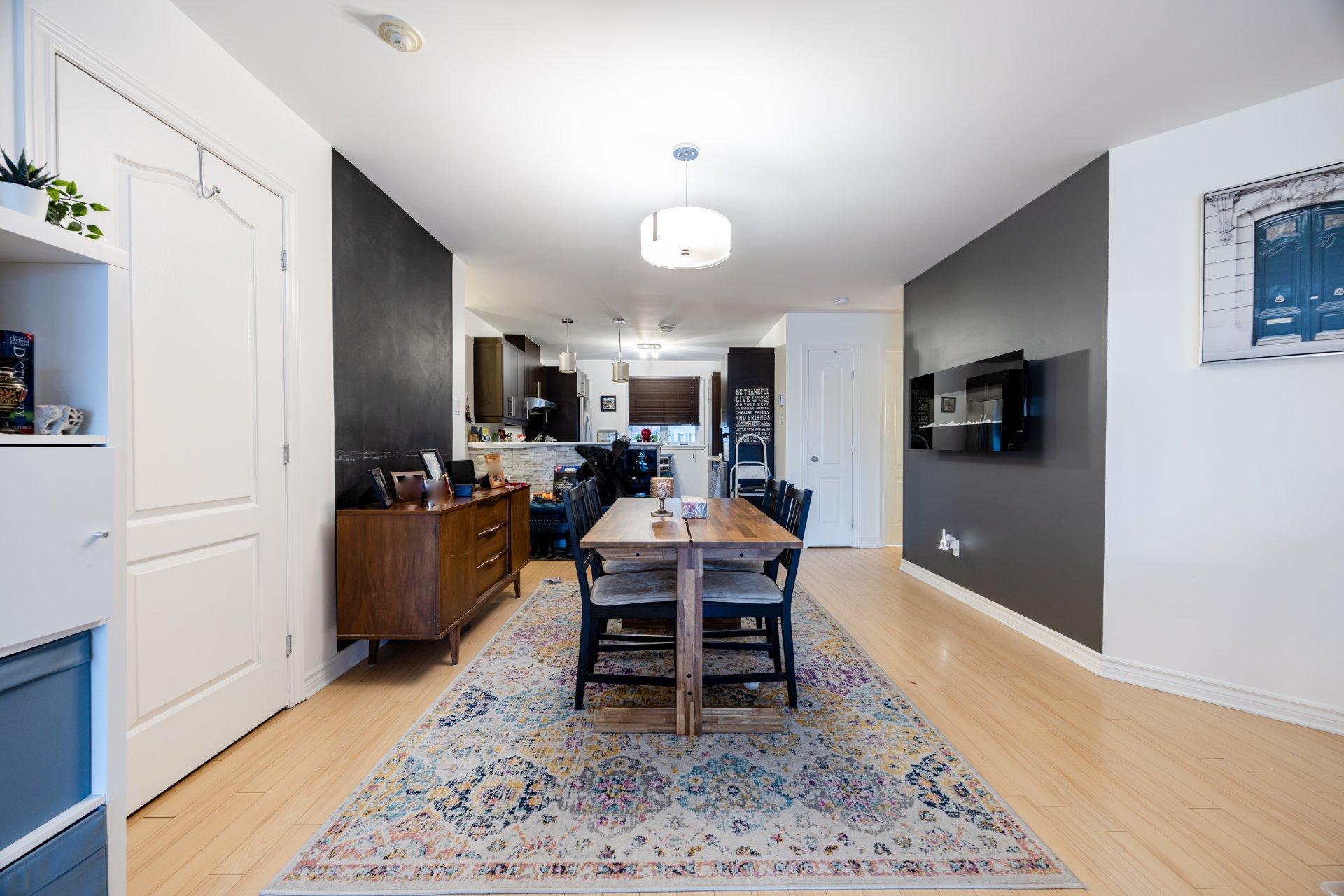 









5625


Rue Condor

, 2,
Brossard,




QC
J4Z0A4

