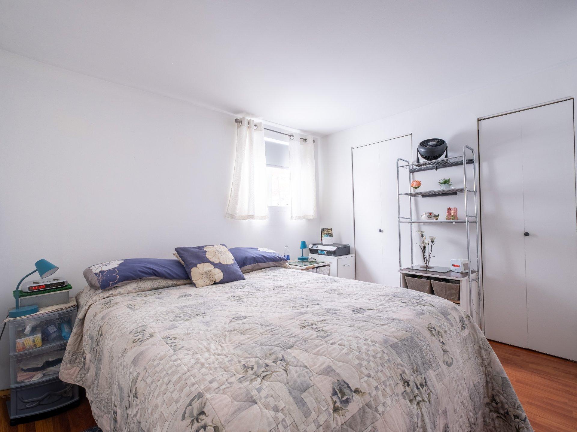 









351A

 - 351D


Rue du Bord-de-l'Eau

,
Sorel-Tracy,




QC
J3P7V6

