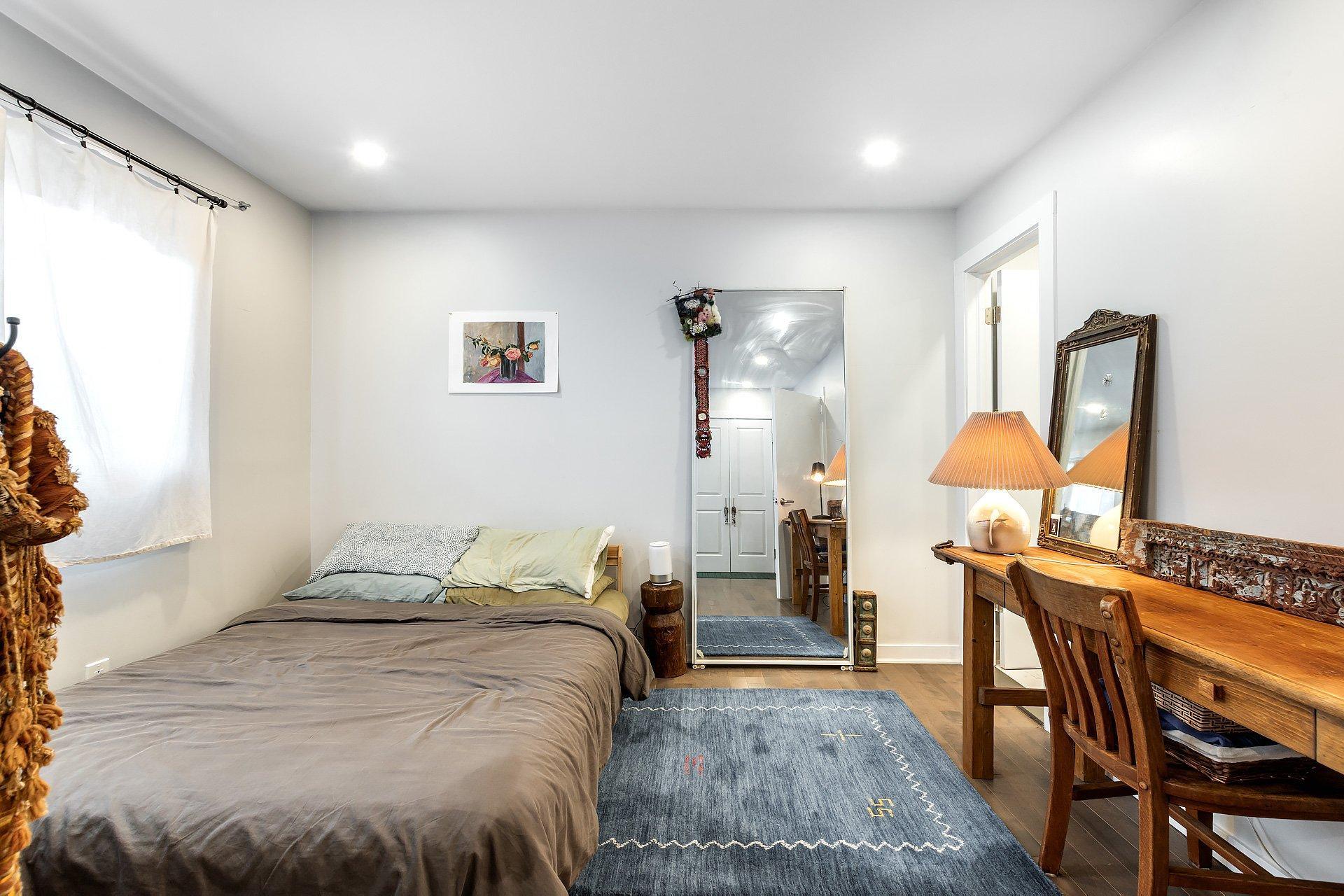 









4734


Rue Lake

,
Dollard-des-Ormeaux,




QC
H9G1G8

