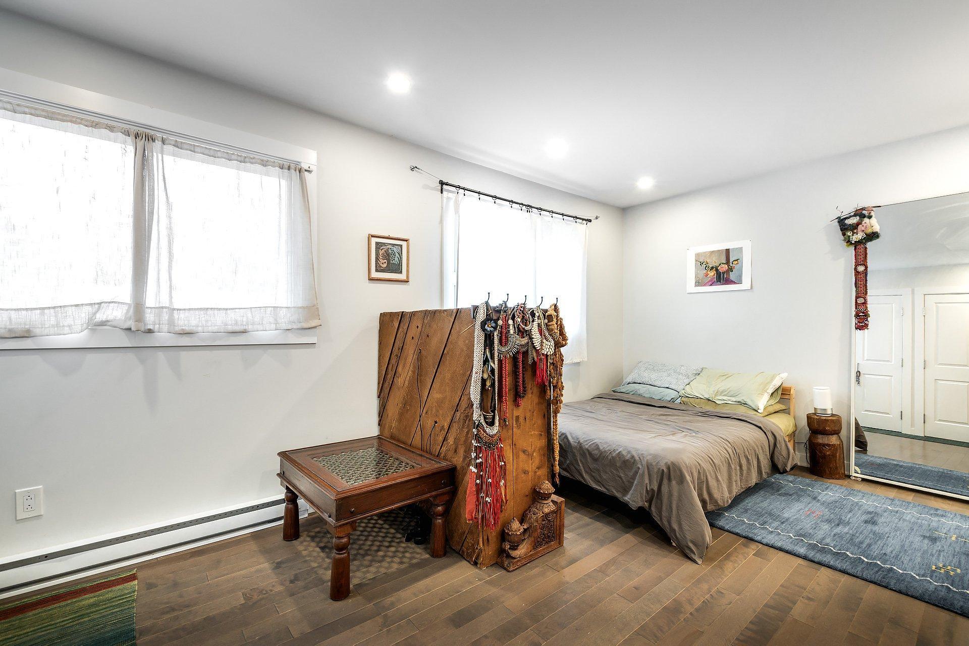 









4734


Rue Lake

,
Dollard-des-Ormeaux,




QC
H9G1G8

