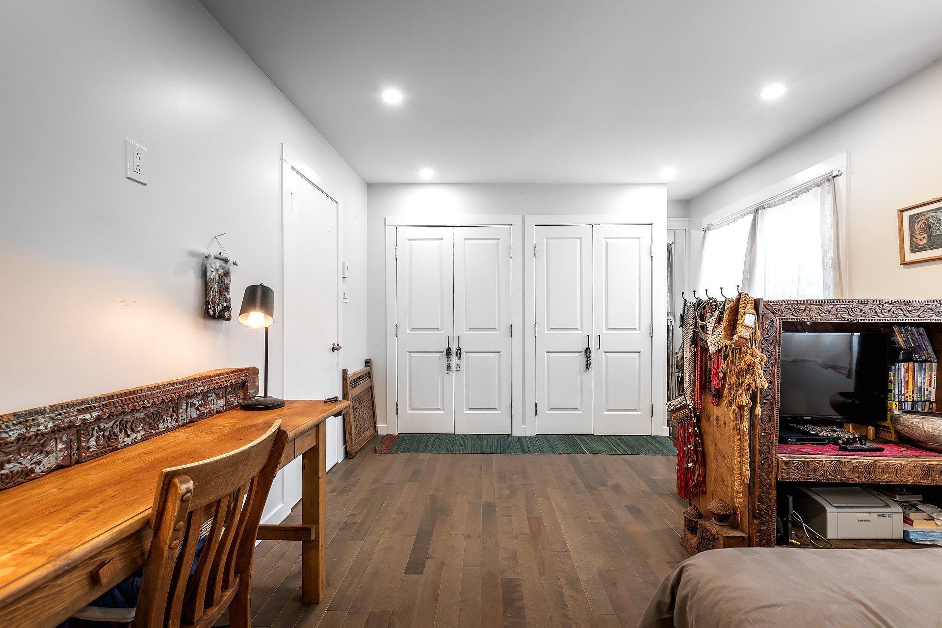 









4734


Rue Lake

,
Dollard-des-Ormeaux,




QC
H9G1G8

