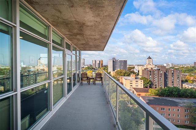 









390


Assiniboine

AVE, 1102,
Winnipeg,




MB
R3C 0V2

