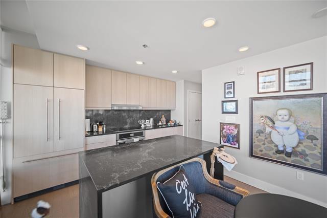 









390


Assiniboine

AVE, 1102,
Winnipeg,




MB
R3C 0V2

