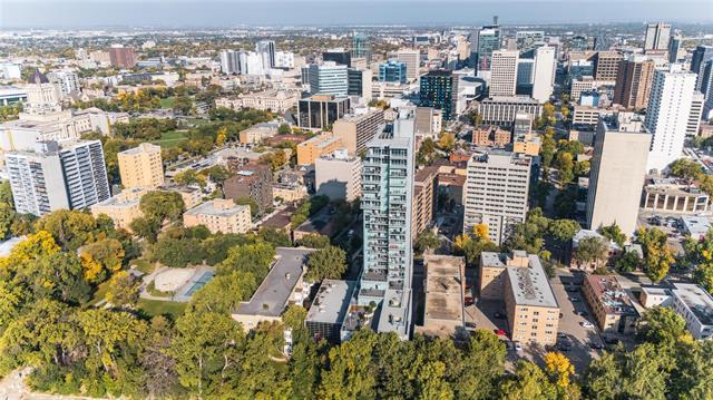 









390


Assiniboine

AVE, 1102,
Winnipeg,




MB
R3C 0V2

