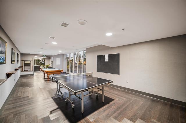 









390


Assiniboine

AVE, 1102,
Winnipeg,




MB
R3C 0V2

