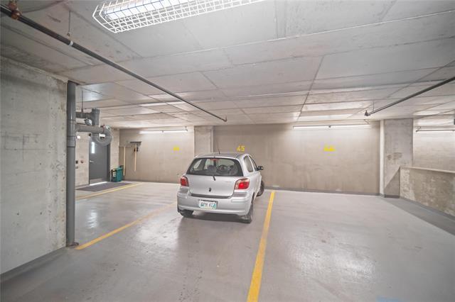 









390


Assiniboine

AVE, 1102,
Winnipeg,




MB
R3C 0V2

