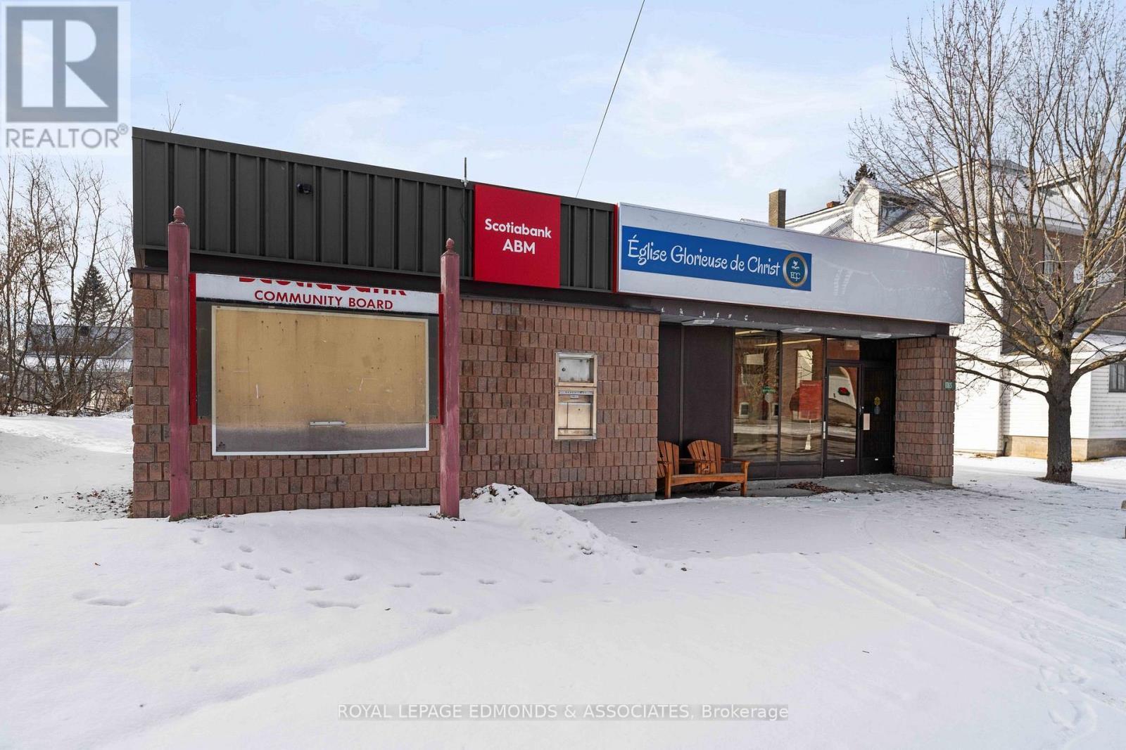 












1765 BEACHBURG ROAD

,
Whitewater Region,




Ontario
K0J1C0

