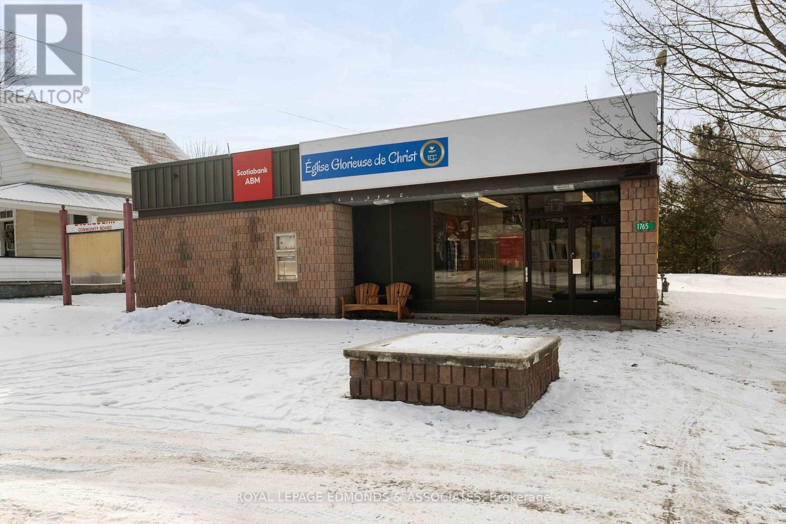 












1765 BEACHBURG ROAD

,
Whitewater Region,




Ontario
K0J1C0

