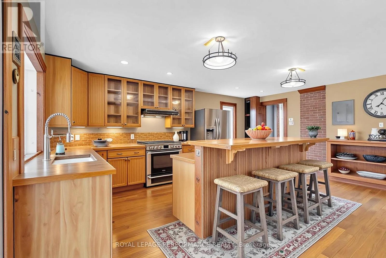 












3311 MAIN STREET

,
North Stormont,




Ontario
K0C1C0

