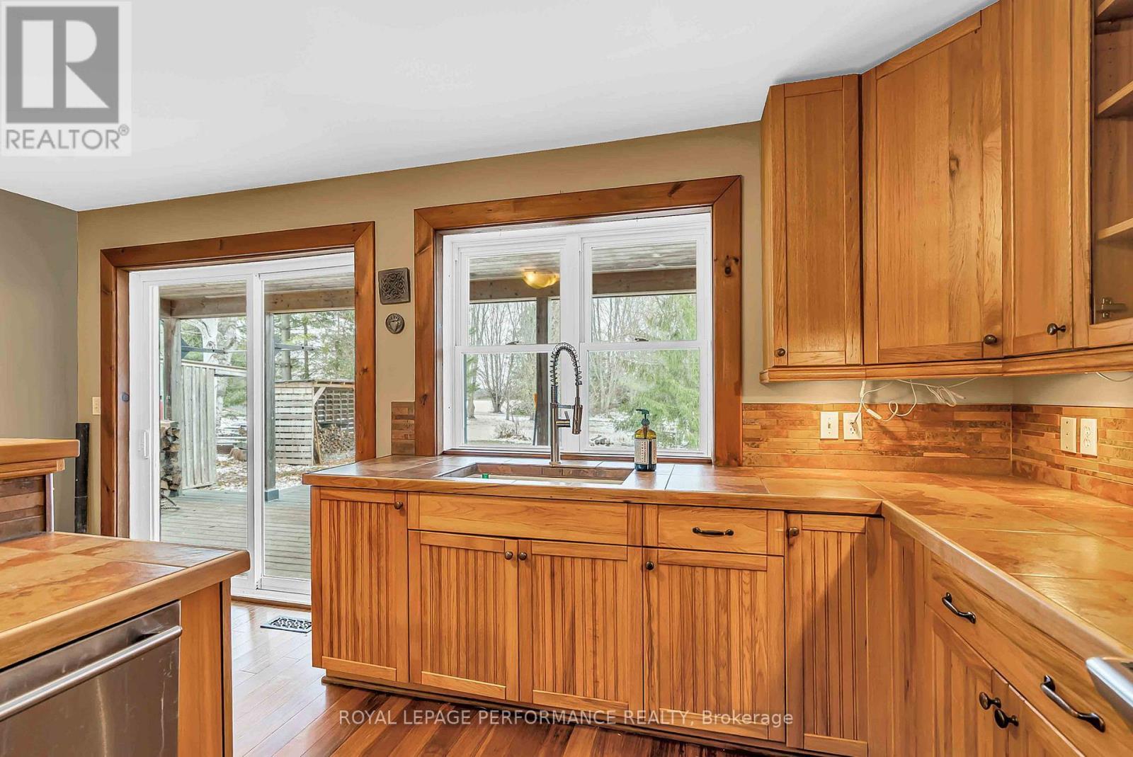 












3311 MAIN STREET

,
North Stormont,




Ontario
K0C1C0

