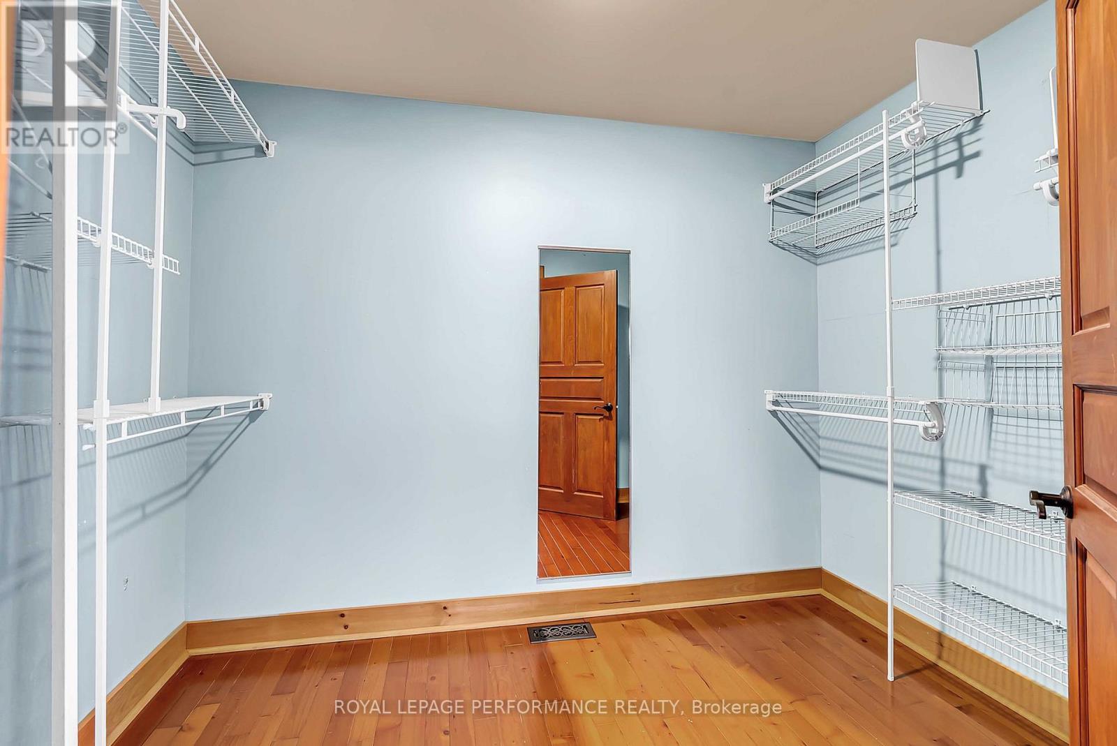 












3311 MAIN STREET

,
North Stormont,




Ontario
K0C1C0

