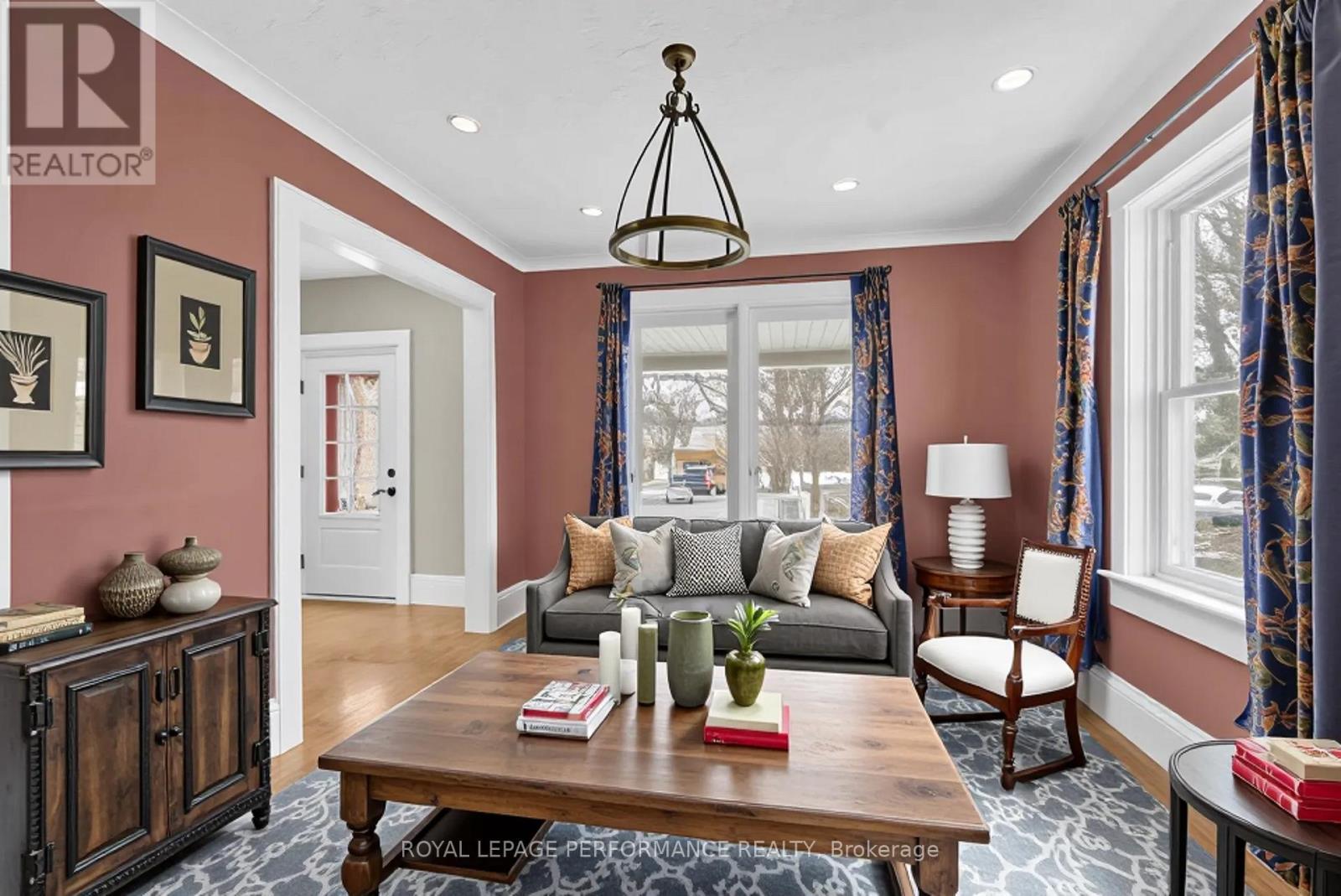 












3311 MAIN STREET

,
North Stormont,




Ontario
K0C1C0

