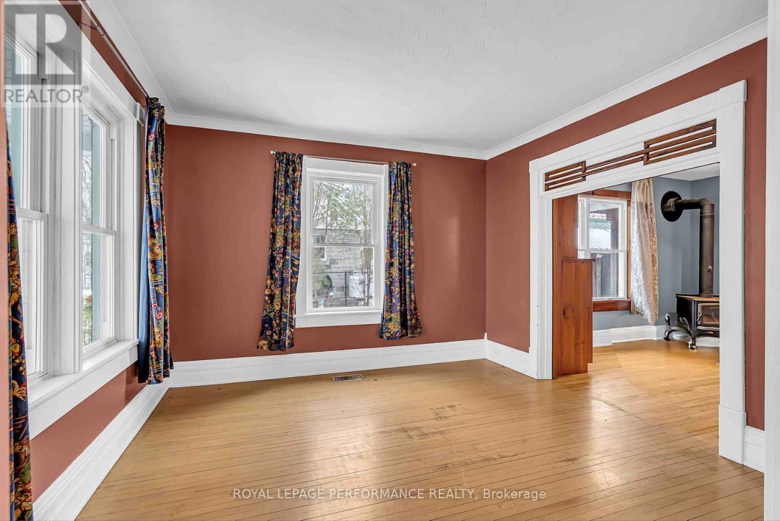 












3311 MAIN STREET

,
North Stormont,




Ontario
K0C1C0

